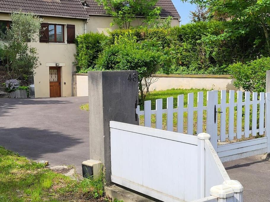 Appartement Paris Disneyland, Parking Gratuit, Rer A Noisy-le-Grand Εξωτερικό φωτογραφία